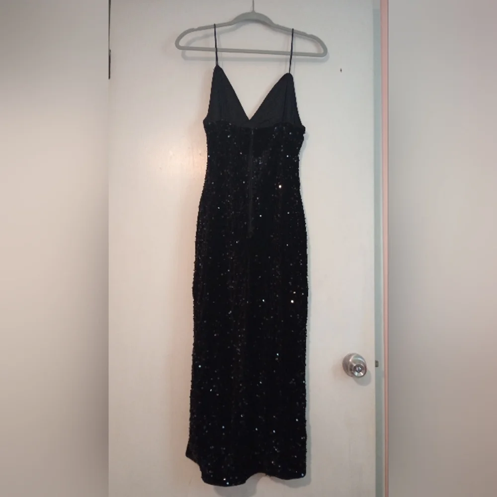 LAST CHANCE SALE Black Shein Icon Dress - Picture 2 of 14